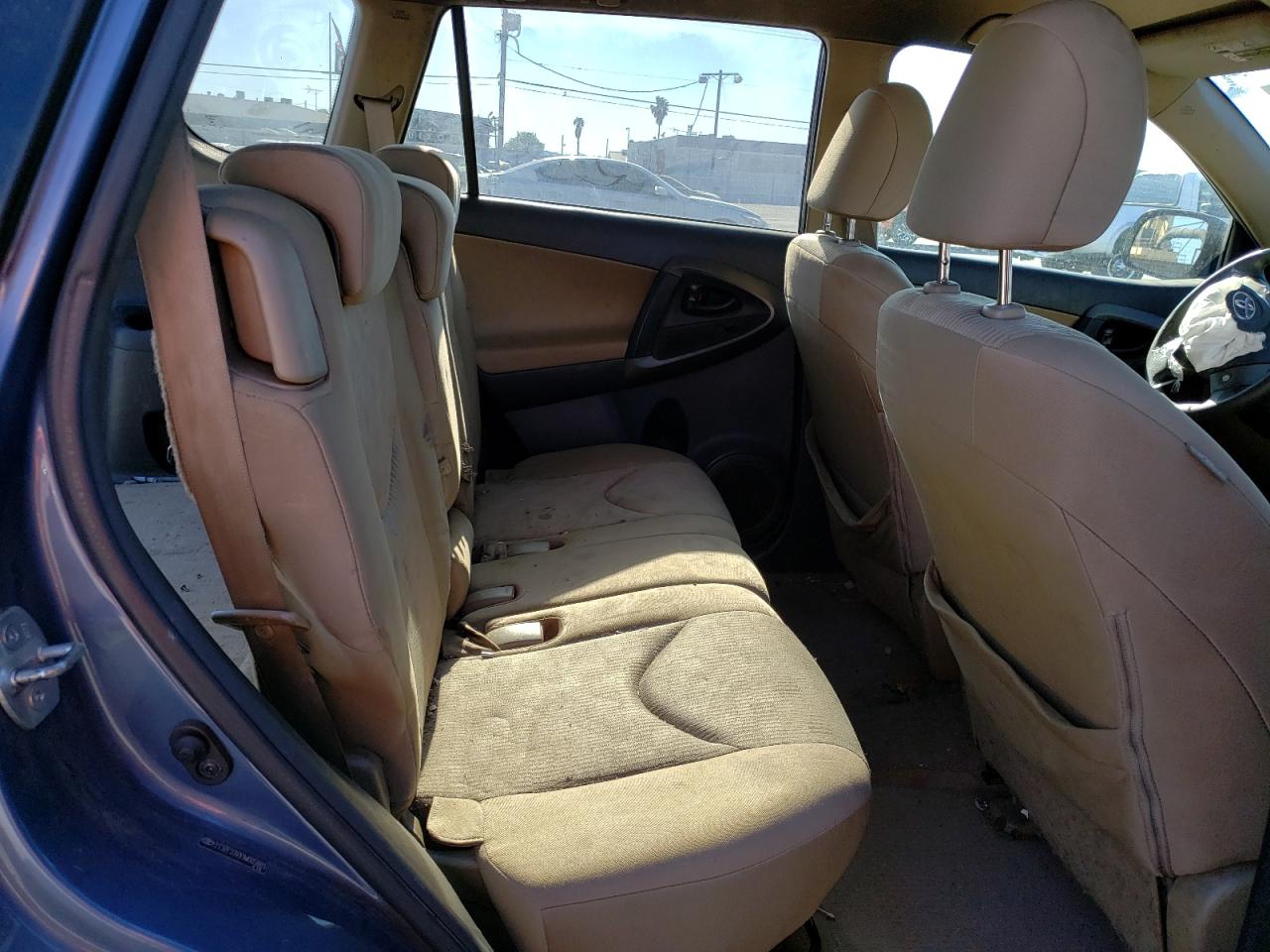 Photo 6 from auction – 2009 TOYOTA RAV4 with VIN 2T3ZF33VX9W005889