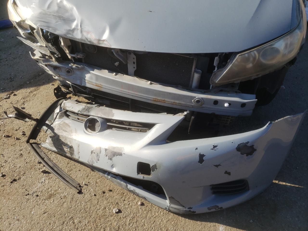 Photo 9 from auction – 2012 TOYOTA SCION TC with VIN JTKJF5C75C3029109