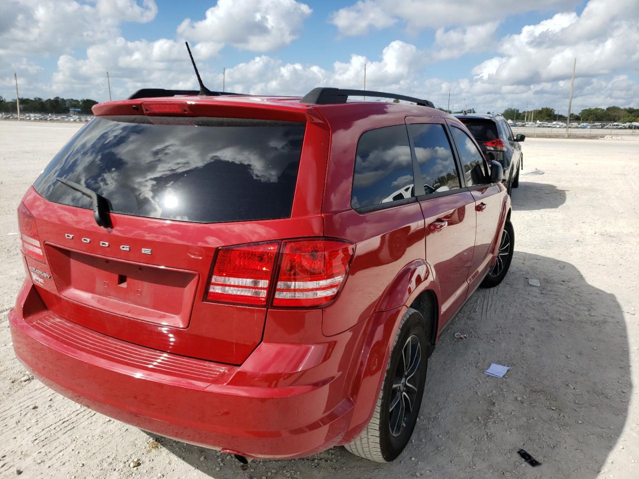 Photo 4 from auction – 2018 DODGE JOURNEY SE with VIN 3C4PDCAB3JT382730