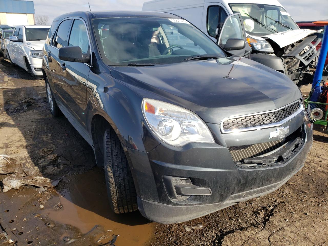 CHEVROLET EQUINOX LS 2014 with VIN 2GNALAEK8E6171726 - Photo from auction
