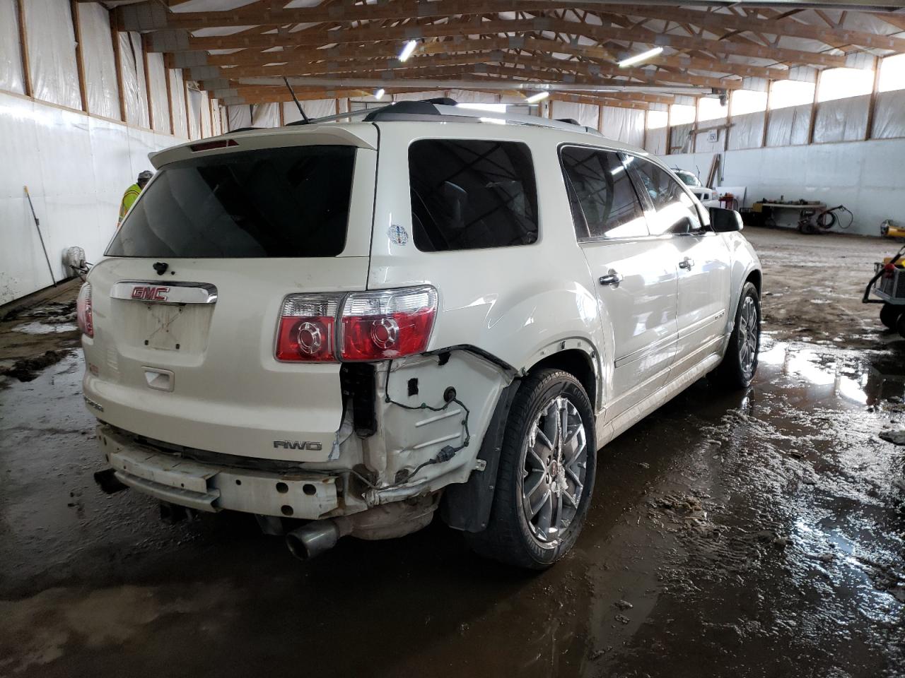 Photo 4 from auction – 2012 GMC ACADIA DEN with VIN 1GKKVTED0CJ170997