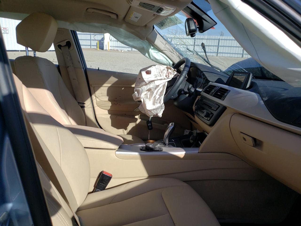 Photo 5 from auction – 2014 BMW 320 I XDRI with VIN WBA3C3C57EK200265