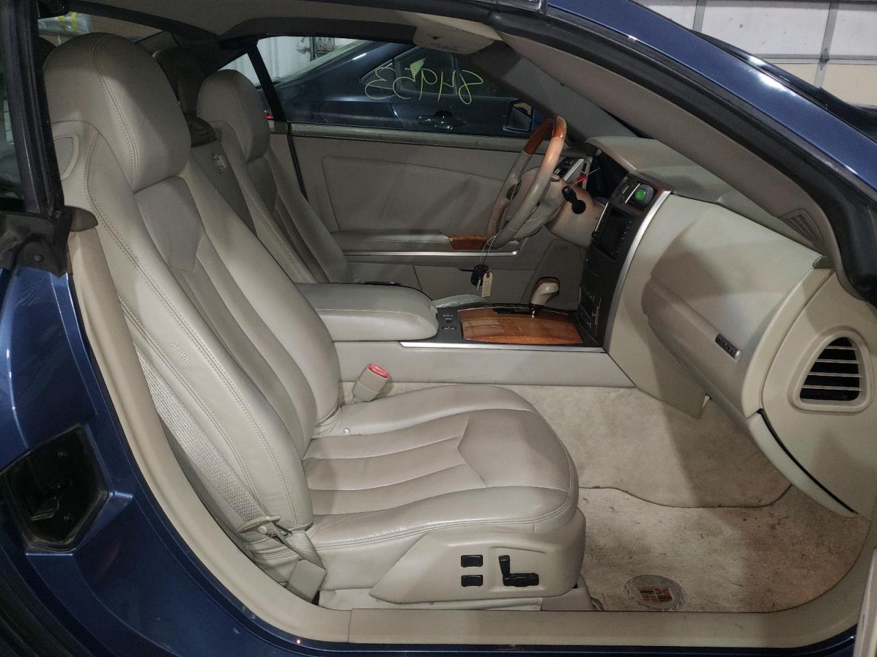 Photo 5 from auction – 2005 CADILLAC XLR with VIN 1G6YV34A955602885