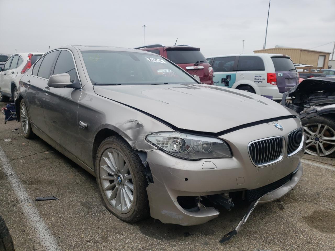 BMW 535 XI 2011 with VIN WBAFU7C59BC877471 - Photo from auction