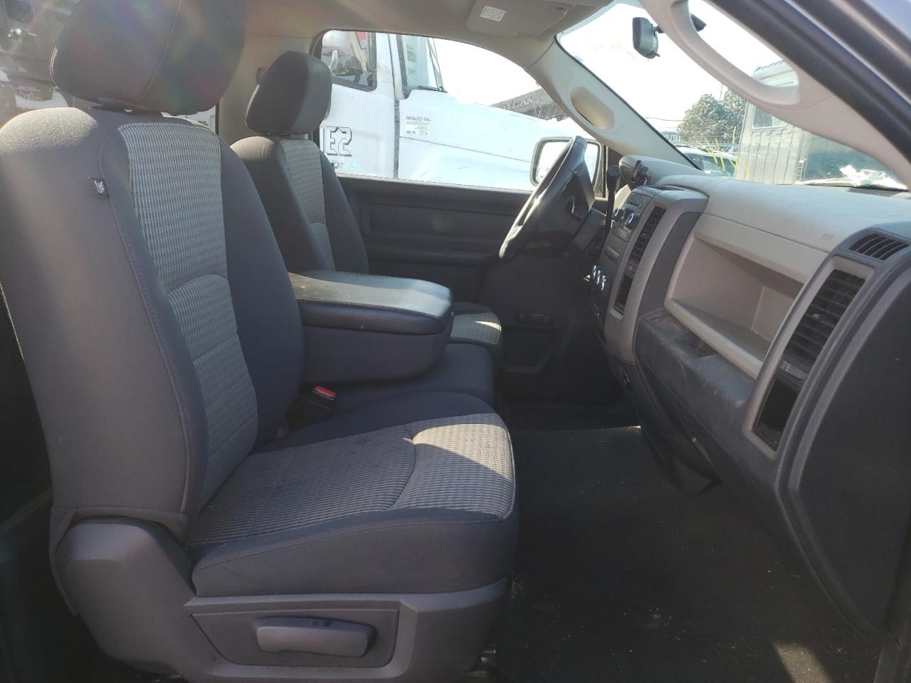 Photo 5 from auction – 2009 DODGE RAM 1500 with VIN 1D3HB16P89J509517