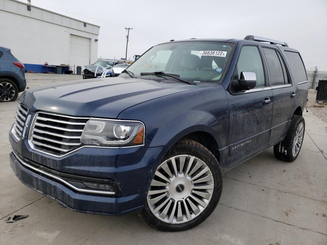Photo 2 from auction – 2015 LINCOLN NAVIGATOR with VIN 5LMJJ2JTXFEJ11858