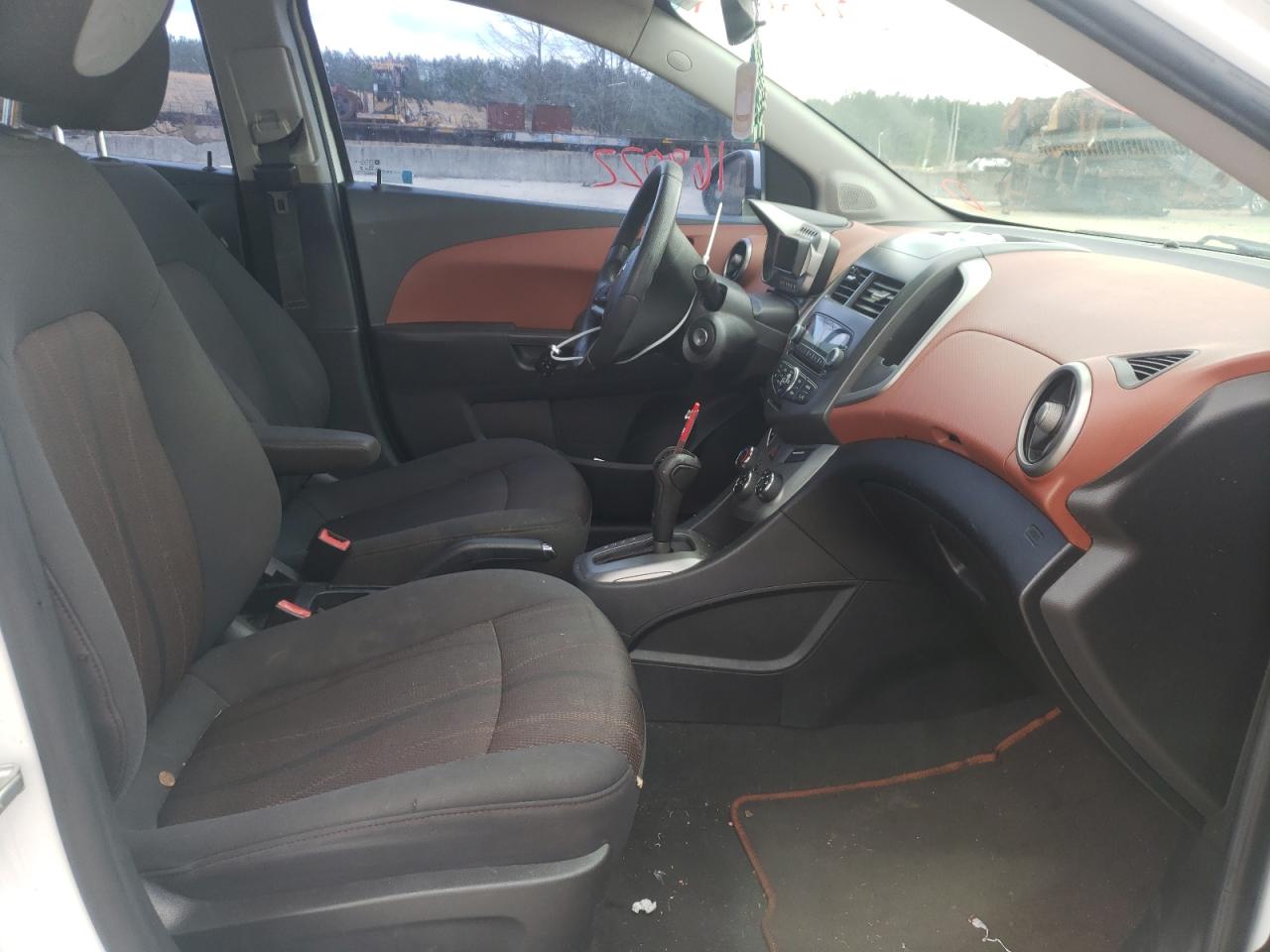 Photo 5 from auction – 2013 CHEVROLET SONIC LT with VIN 1G1JC5SH1D4144546