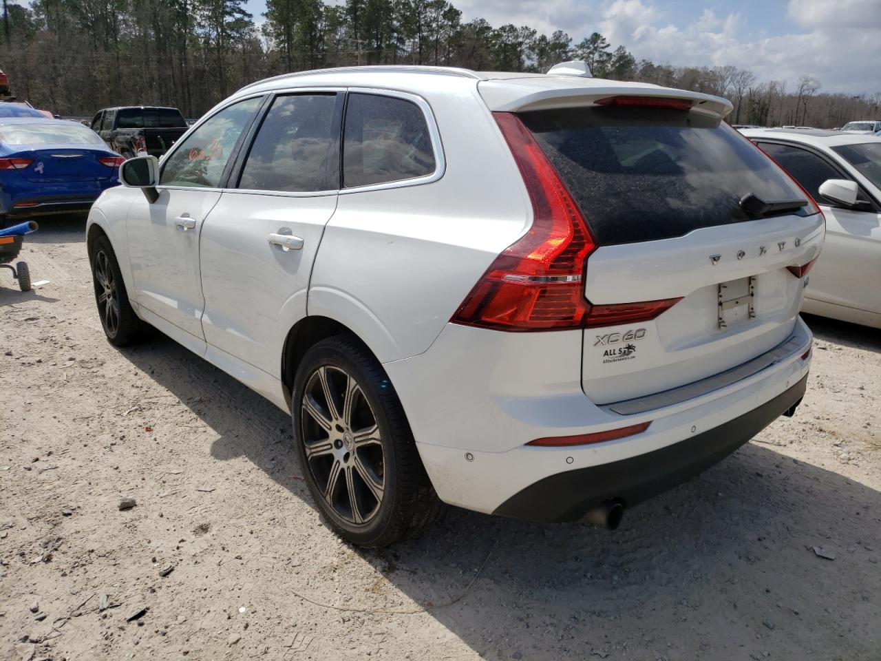 Photo 3 from auction – 2018 VOLVO XC60 with VIN YV4102RK4J1058626