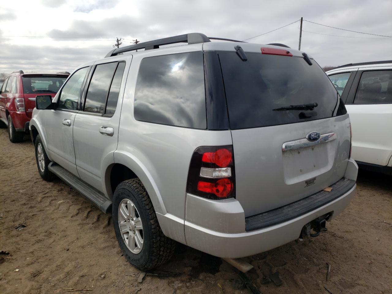 Photo 3 from auction – 2009 FORD EXPLORER X with VIN 1FMEU63E99UA19409