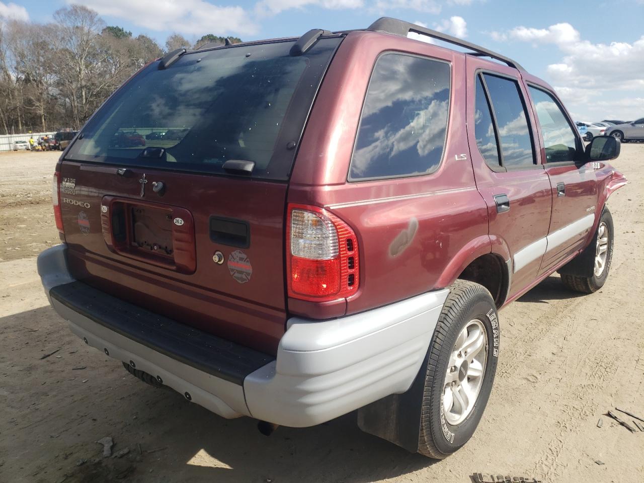 Photo 4 from auction – 2002 ISUZU RODEO S with VIN 4S2CK58W124326502