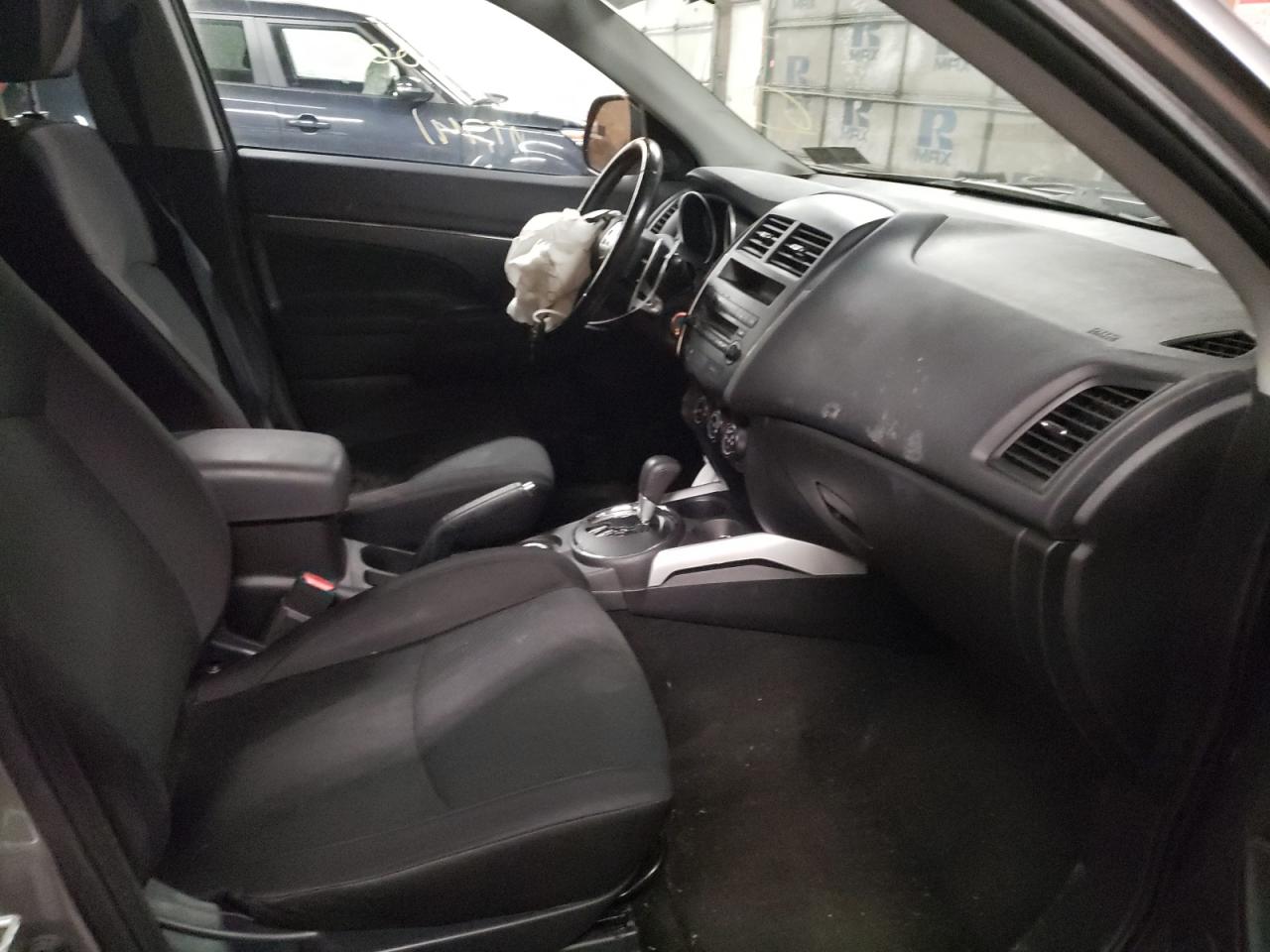 Photo 5 from auction – 2013 MITSUBISHI OUTLANDER with VIN 4A4AR3AU5DE024678