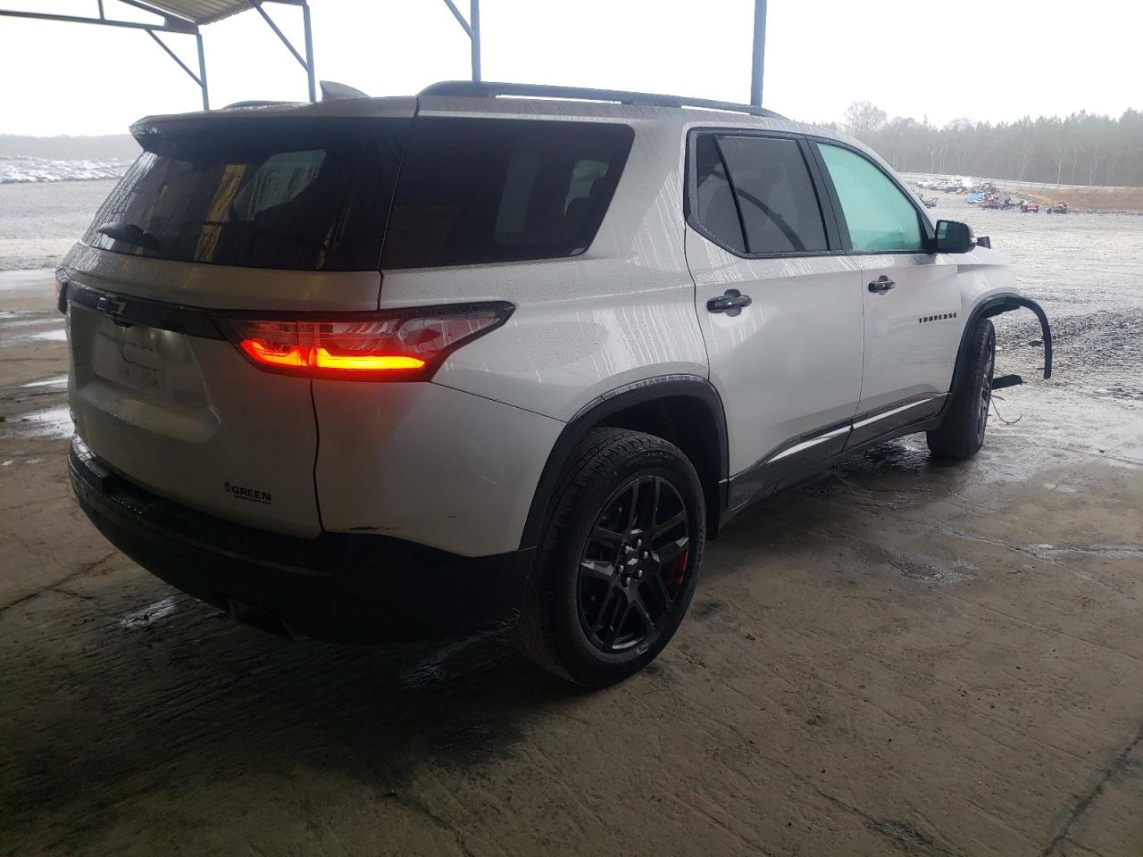 Photo 4 from auction – 2018 CHEVROLET TRAVERSE P with VIN 1GNERKKW2JJ281746