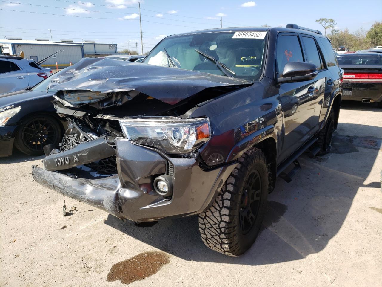 Photo 2 from auction – 2022 TOYOTA 4RUNNER SR with VIN JTEFU5JR9N5259486