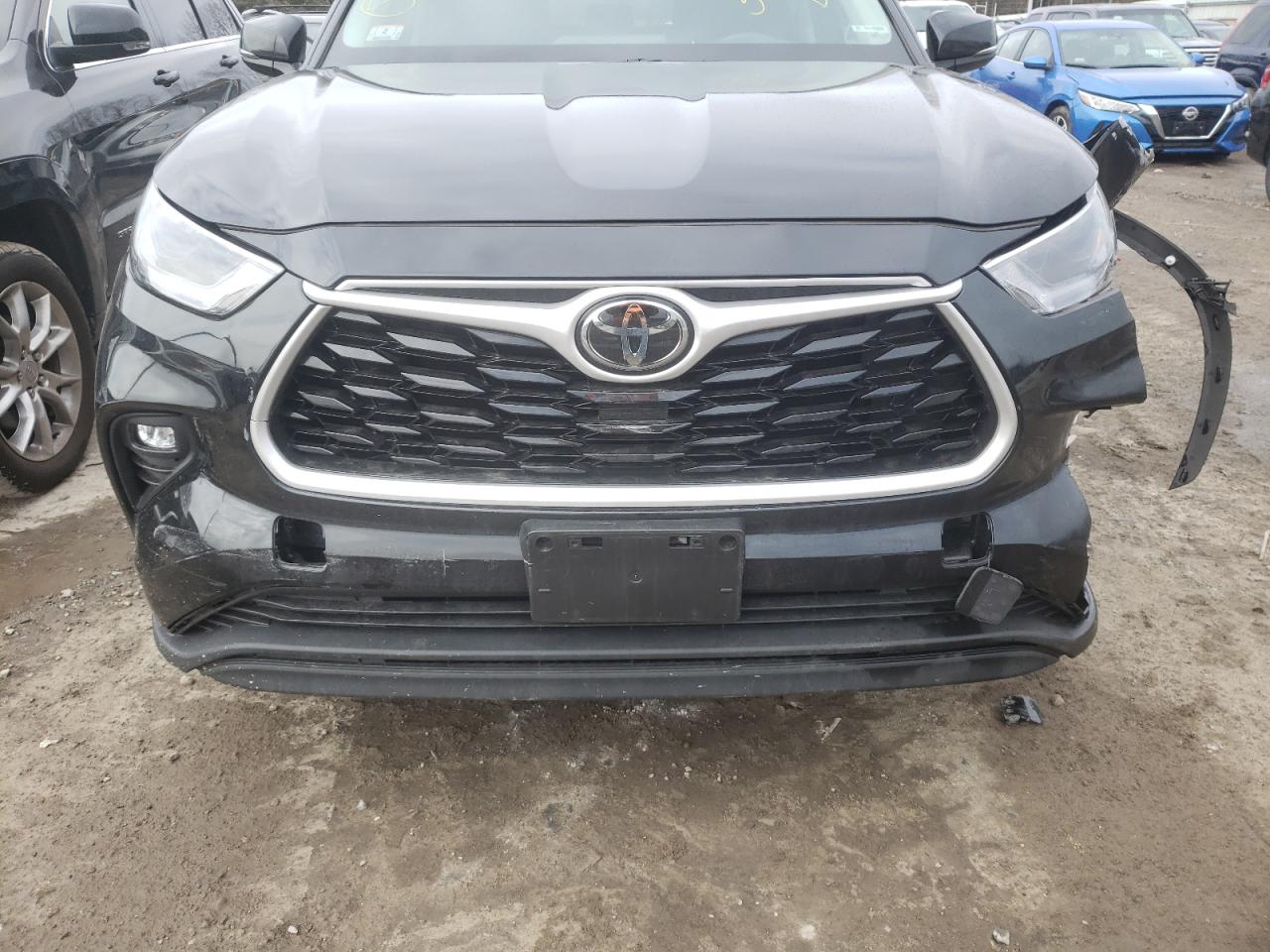 Photo 9 from auction – 2021 TOYOTA HIGHLANDER with VIN 5TDHZRBH2MS077830