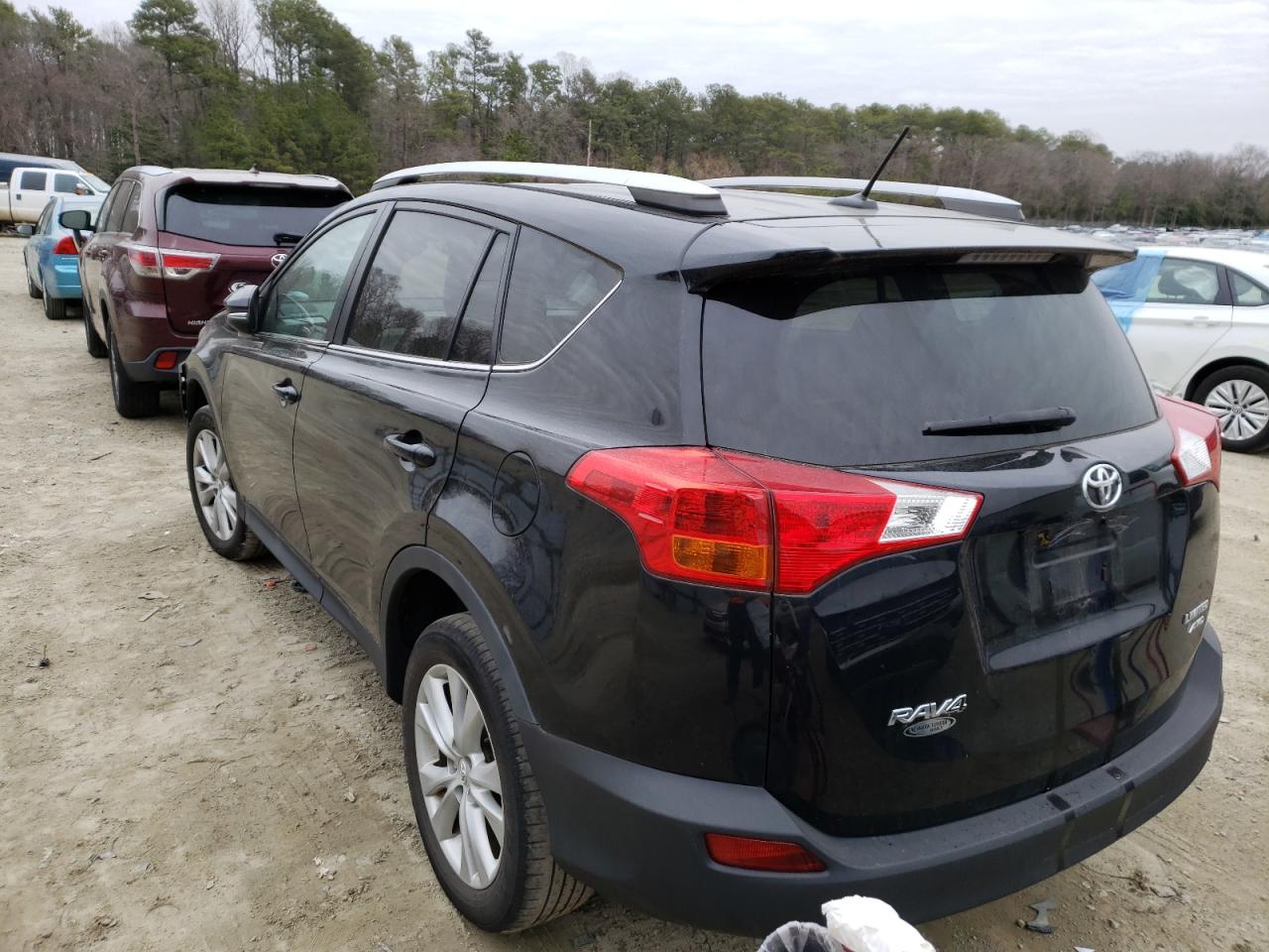 Photo 3 from auction – 2015 TOYOTA RAV4 LIMIT with VIN 2T3DFREV1FW381306