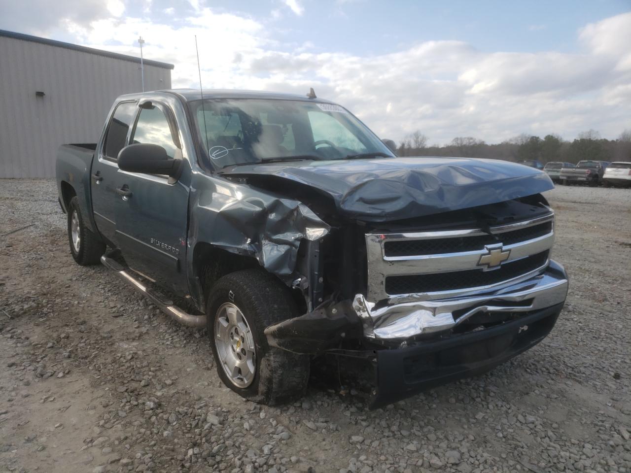 CHEVROLET SILVERADO 2011 with VIN 3GCPCSE01BG319660 - Photo from auction