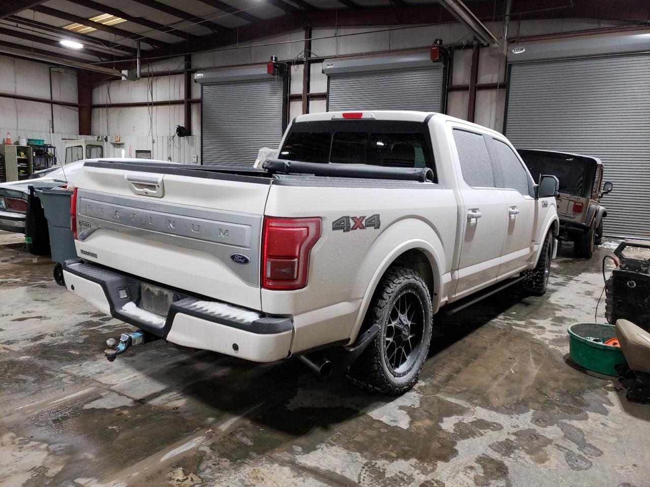 Photo 4 from auction – 2016 FORD F150 SUPER with VIN 1FTEW1EG5GFB01977