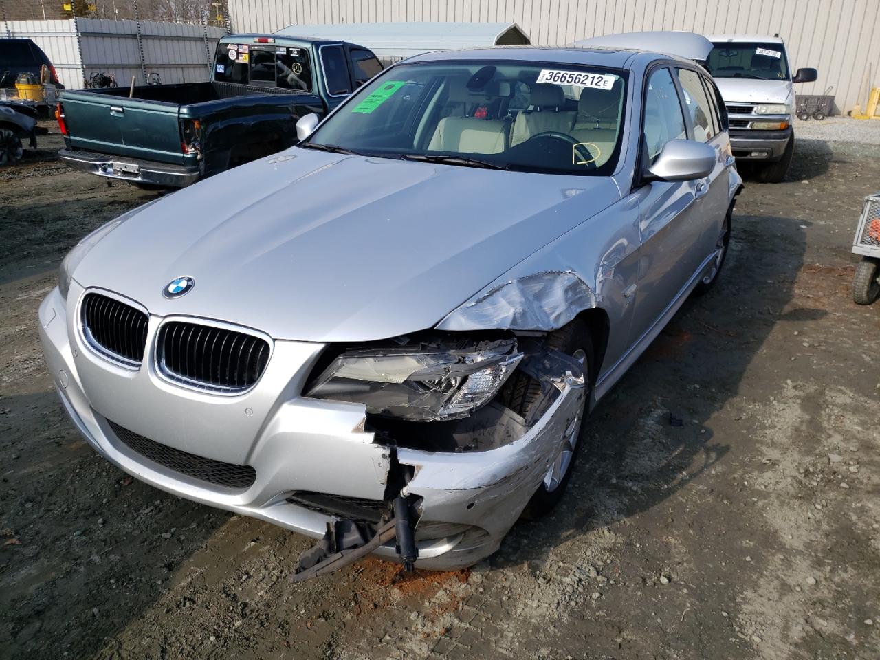 Photo 2 from auction – 2010 BMW 328 XI with VIN WBAUU3C54AA544833