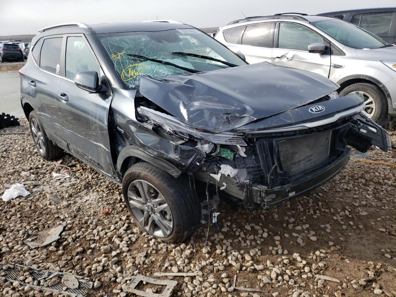 KIA SELTOS S 2021 with VIN KNDEUCAA0M7175817 - Photo from auction