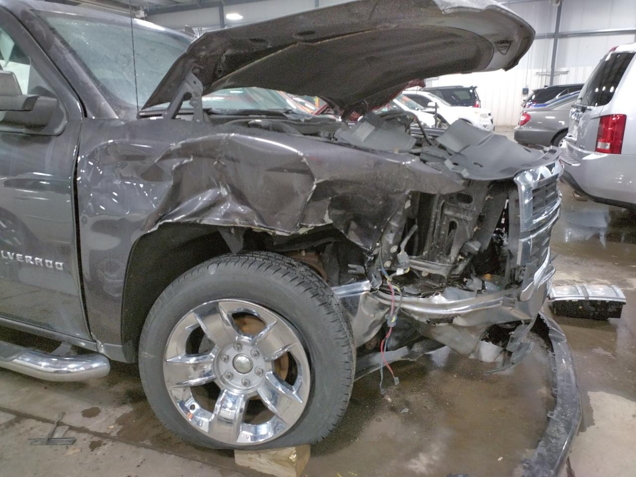 Photo 9 from auction – 2014 CHEVROLET SILVERADO with VIN 3GCUKREC6EG308229