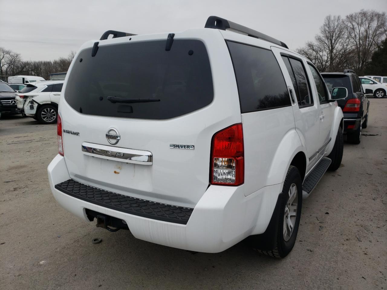 Photo 4 from auction – 2011 NISSAN PATHFINDER with VIN 5N1AR1NB7BC625339