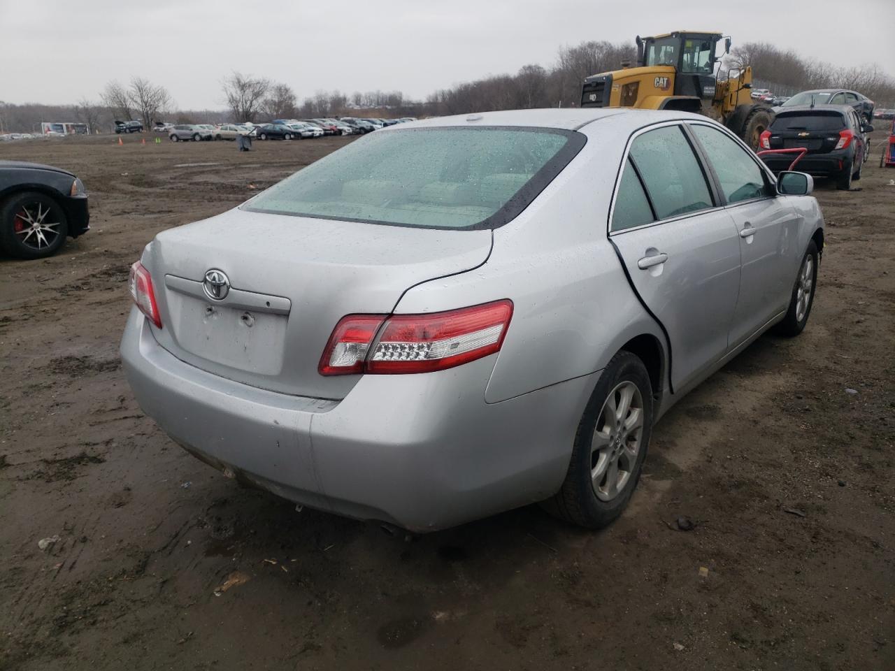 Photo 4 from auction – 2011 TOYOTA CAMRY BASE with VIN 4T1BF3EK7BU692865
