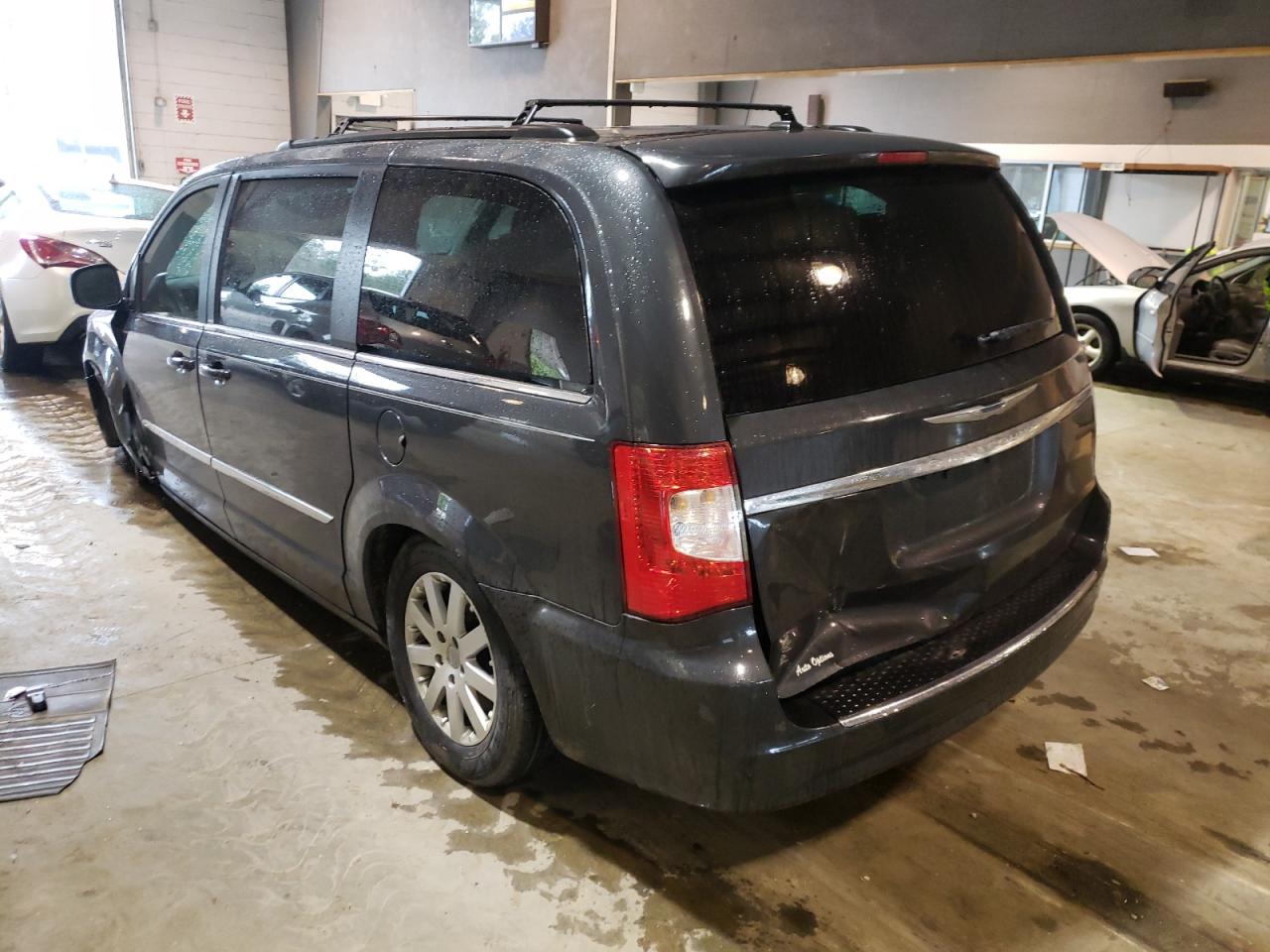 Photo 3 from auction – 2012 CHRYSLER TOWN & COU with VIN 2C4RC1BG7CR260050