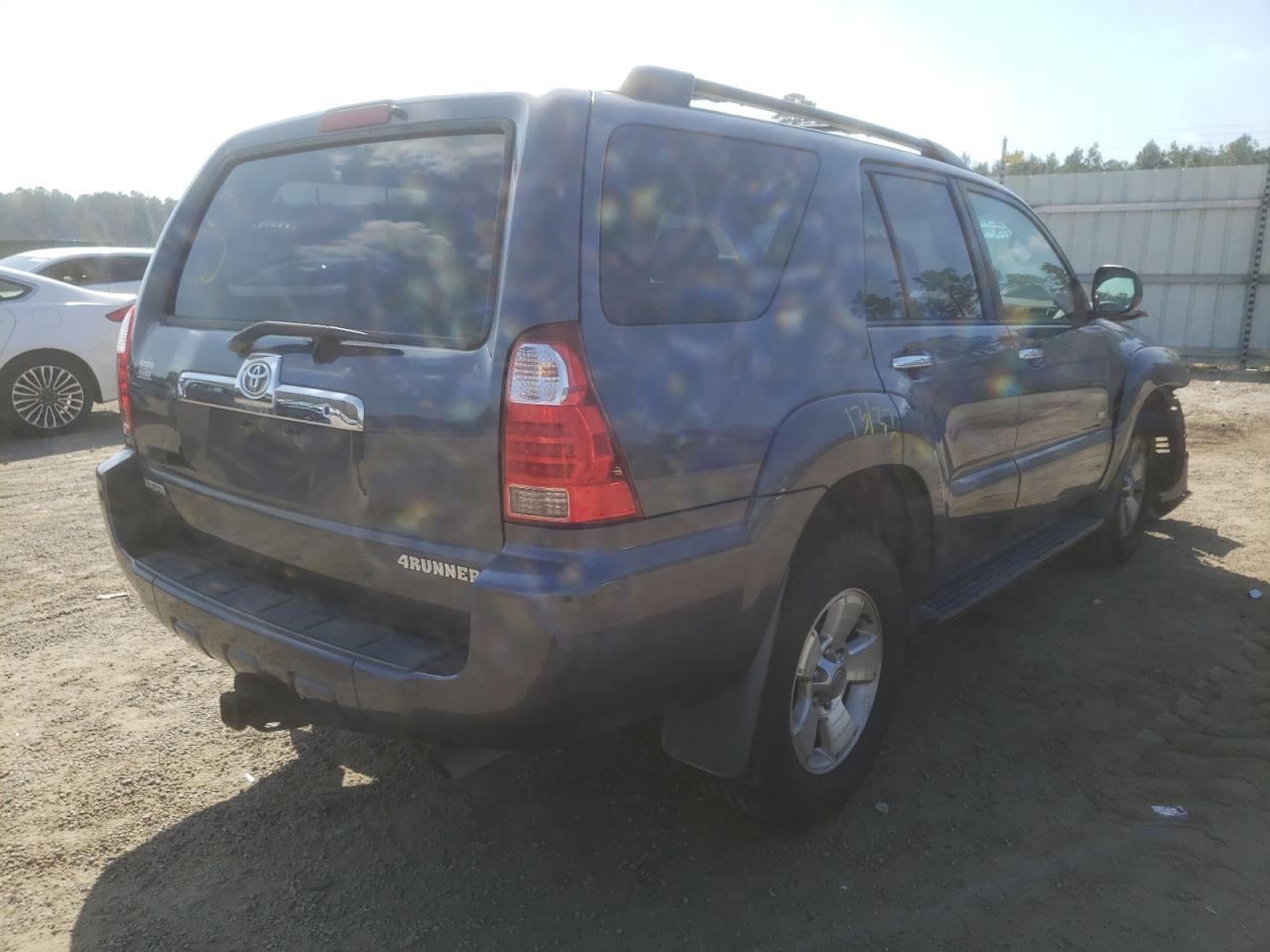 Photo 4 from auction – 2007 TOYOTA 4RUNNER SR with VIN JTEZU14R578078176