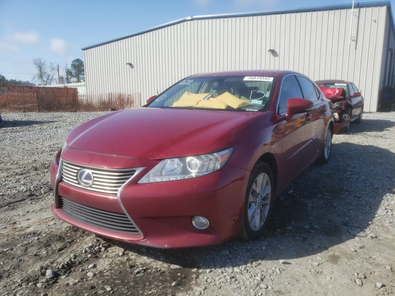 Photo 2 from auction – 2013 LEXUS ES 300H with VIN JTHBW1GG7D2005592