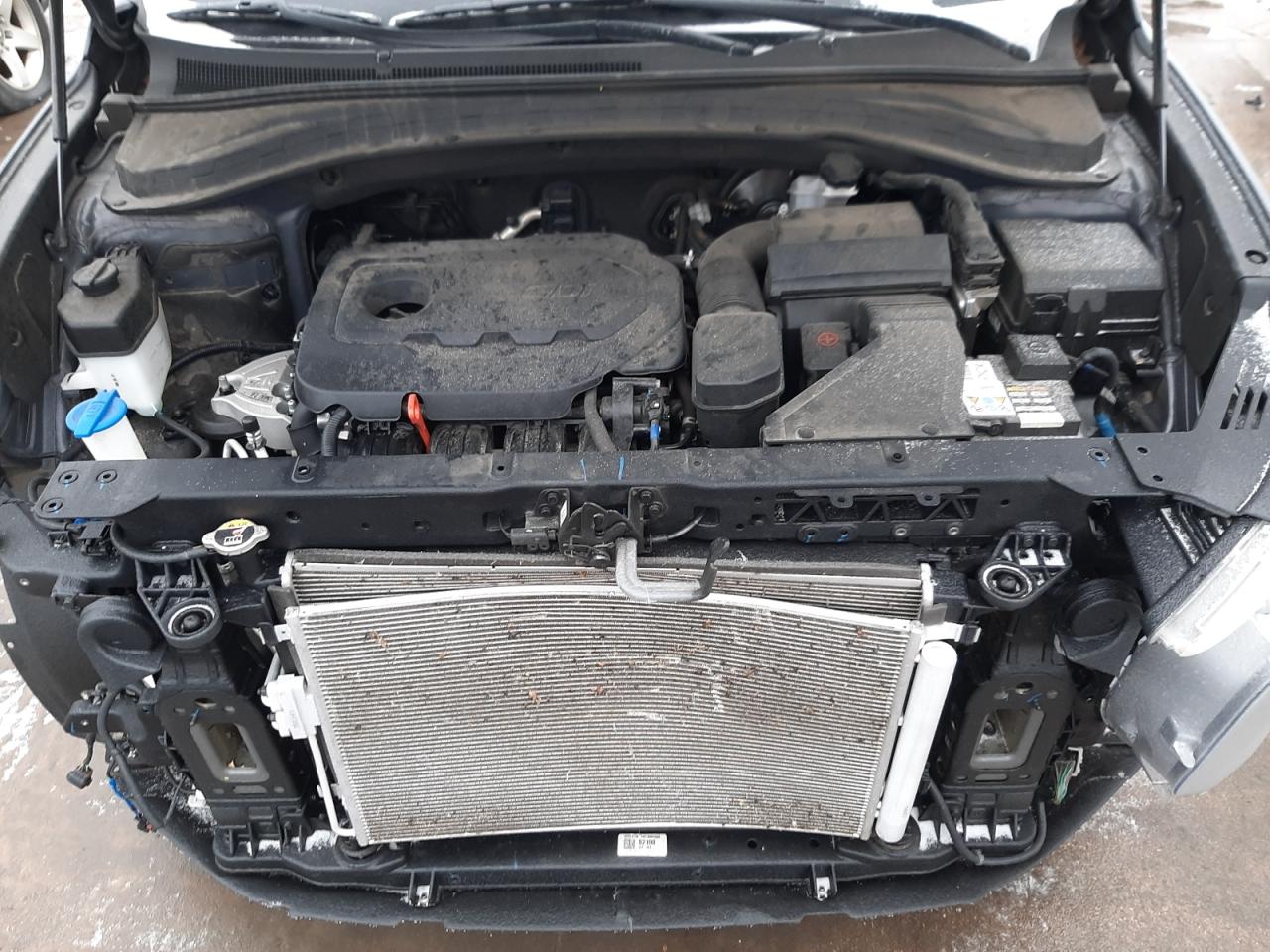 Photo 7 from auction – 2019 HYUNDAI SANTA FE S with VIN 5NMS33AD5KH024302