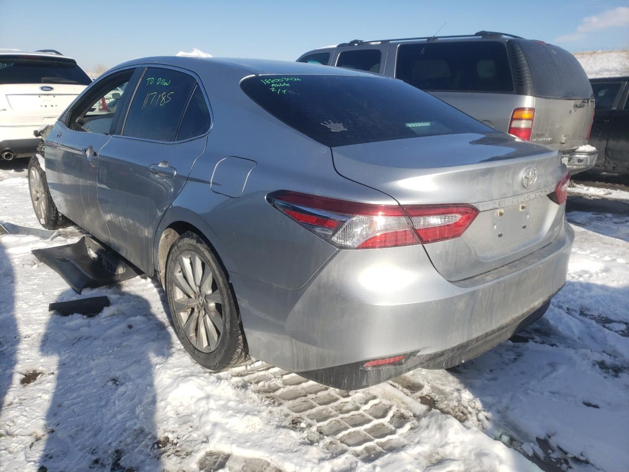 Photo 3 from auction – 2018 TOYOTA CAMRY L with VIN 4T1B11HK1JU650446