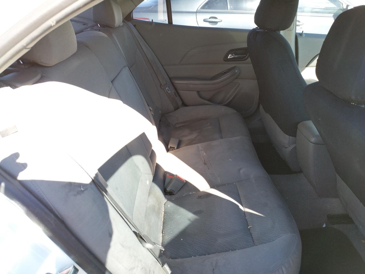 صورة رقم 6 من المزاد - 2015 CHEVROLET MALIBU LS مع VIN 1G11B5SL2FF312337