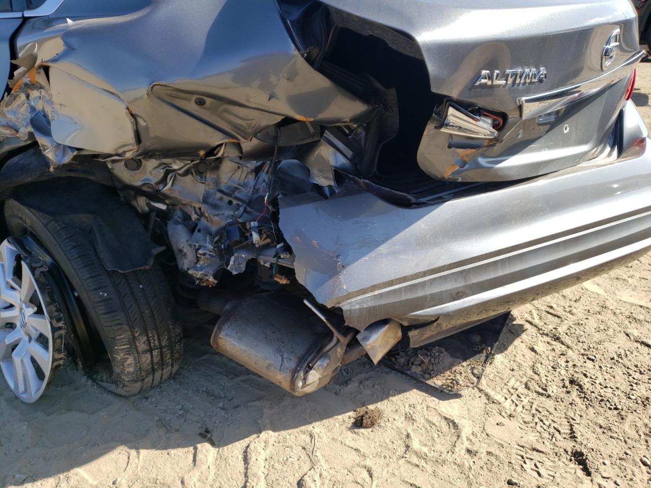Photo 10 from auction – 2017 NISSAN ALTIMA 2.5 with VIN 1N4AL3AP1HC475990