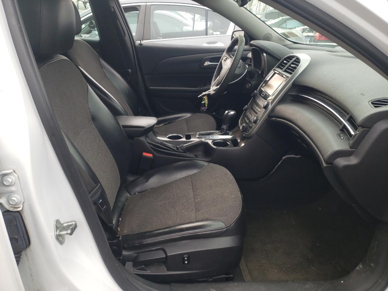 Photo 5 from auction – 2016 CHEVROLET MALIBU LIM with VIN 1G11C5SA4GF119779