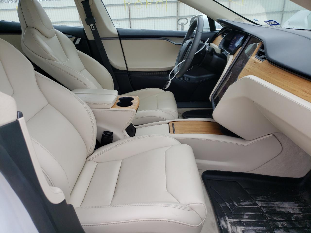 Photo 5 from auction – 2018 TESLA MODEL S with VIN 5YJSA1E22JF284028