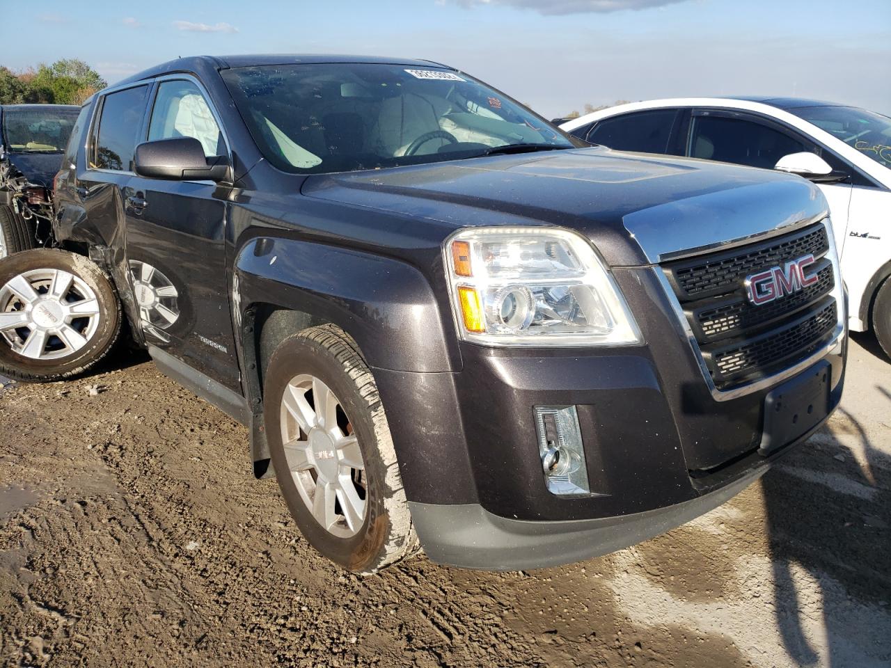 GMC TERRAIN SL 2013 with VIN 2GKFLREK6D6410397 - Photo from auction