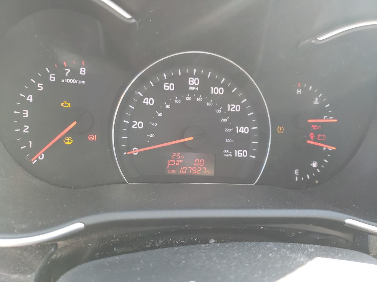 Photo 8 from auction – 2014 KIA SORENTO LX with VIN 5XYKTCA68EG457774