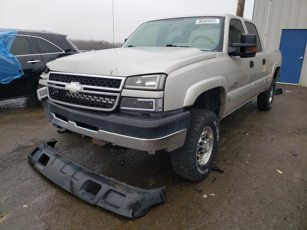 Photo 2 from auction – 2006 CHEVROLET SILVERADO with VIN 1GCHK23D66F236827