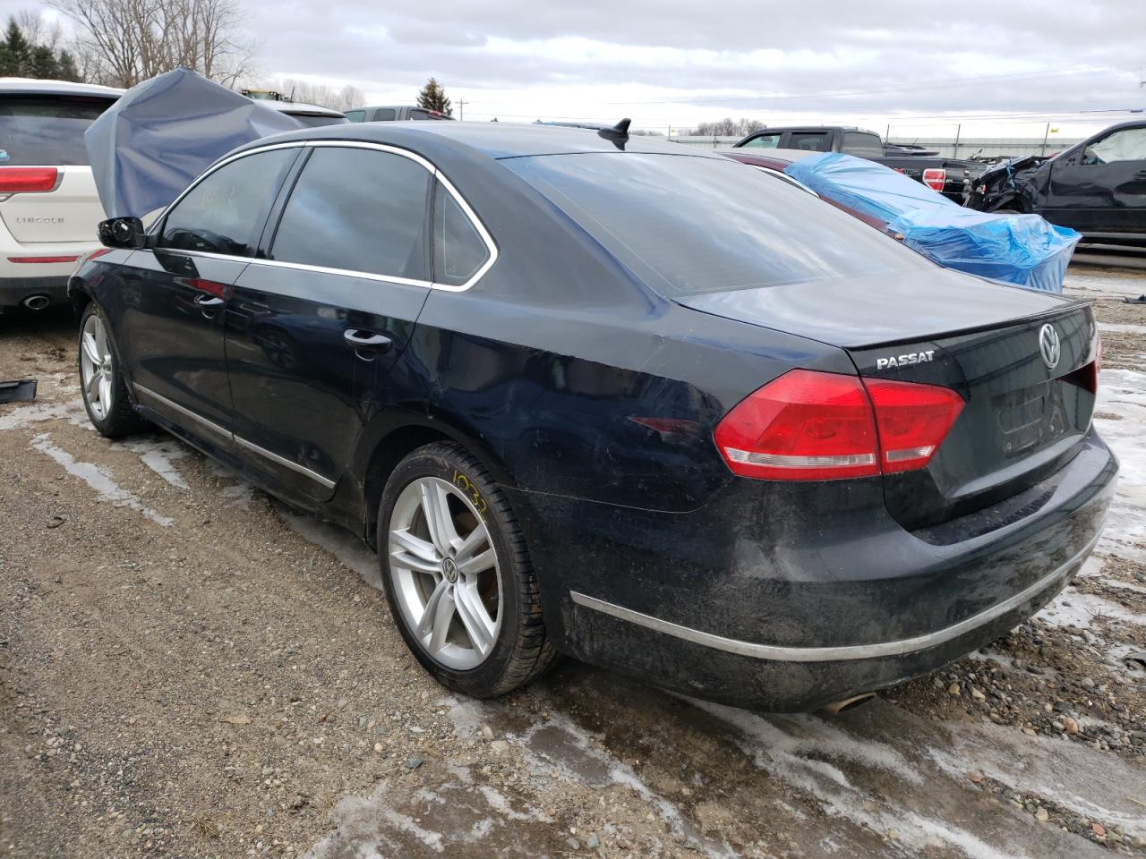 Photo 3 from auction – 2014 VOLKSWAGEN PASSAT SEL with VIN 1VWCN7A35EC043221