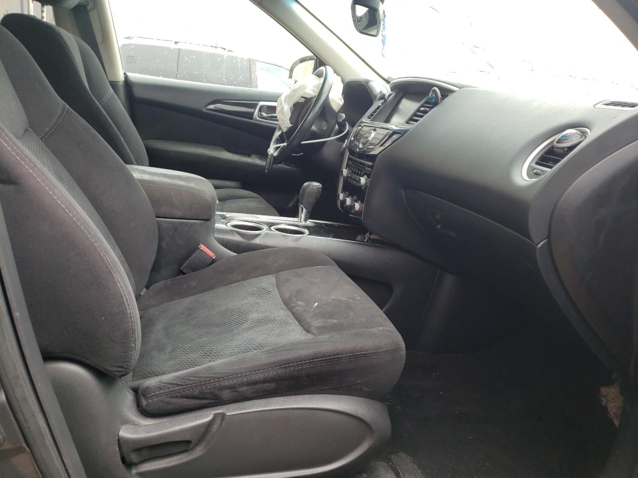 Photo 5 from auction – 2016 NISSAN PATHFINDER with VIN 5N1AR2MN9GC636416