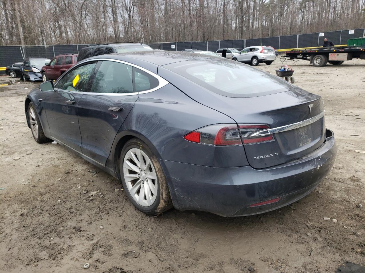 Photo 3 from auction – 2017 TESLA MODEL S with VIN 5YJSA1E29HF192196
