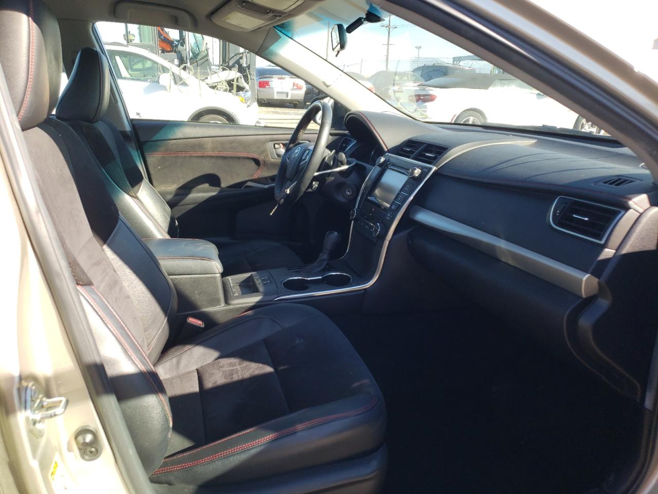 Photo 5 from auction – 2015 TOYOTA CAMRY LE with VIN 4T1BF1FK8FU885230