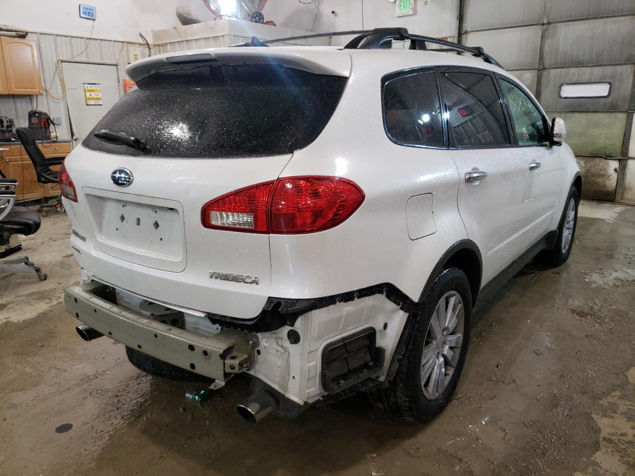 Photo 4 from auction – 2011 SUBARU TRIBECA LI with VIN 4S4WX9GD9B4403680