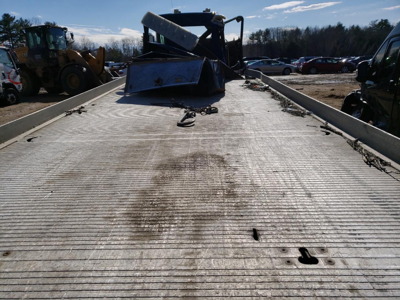 Photo 6 from auction – 2017 KENWORTH CONSTRUCTI with VIN 2NKHHM6XXHM161735