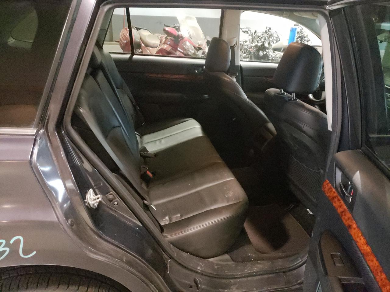 Photo 6 from auction – 2010 SUBARU OUTBACK 3. with VIN 4S4BRDJC3A2373047