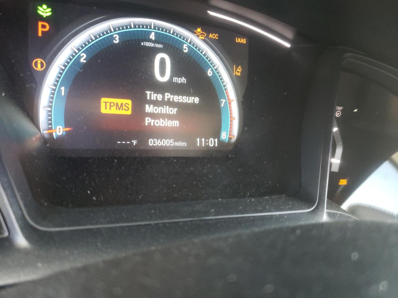 Photo 8 from auction – 2019 HONDA CIVIC LX with VIN 2HGFC2F64KH518170