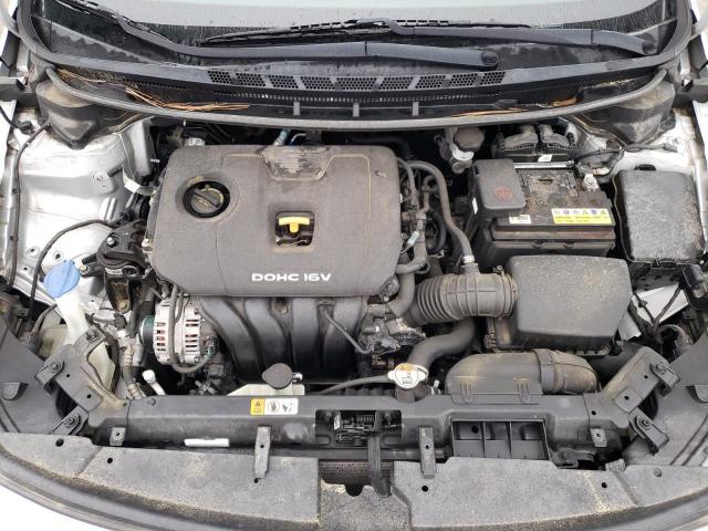 Photo 7 from auction – 2017 KIA FORTE LX with VIN 3KPFL4A78HE063046