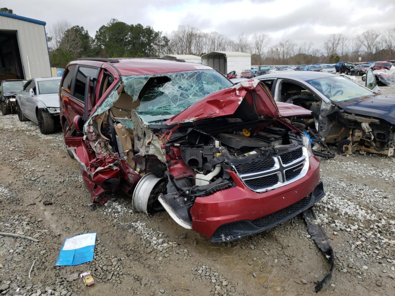 DODGE GRAND CARA 2015 with VIN 2C4RDGCG8FR648844 - Photo from auction