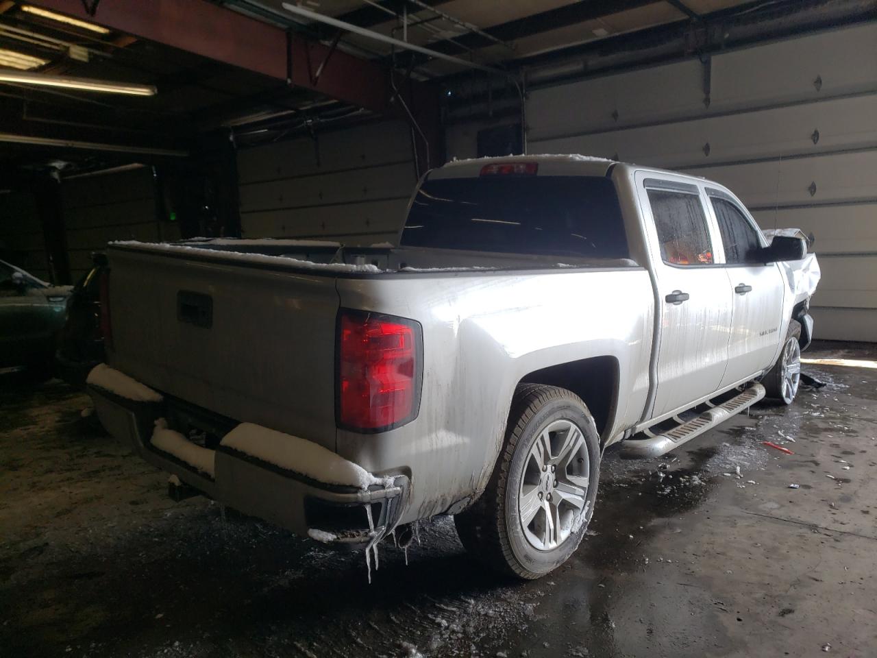 Photo 4 from auction – 2018 CHEVROLET SILVERADO with VIN 3GCUKPEC3JG357659
