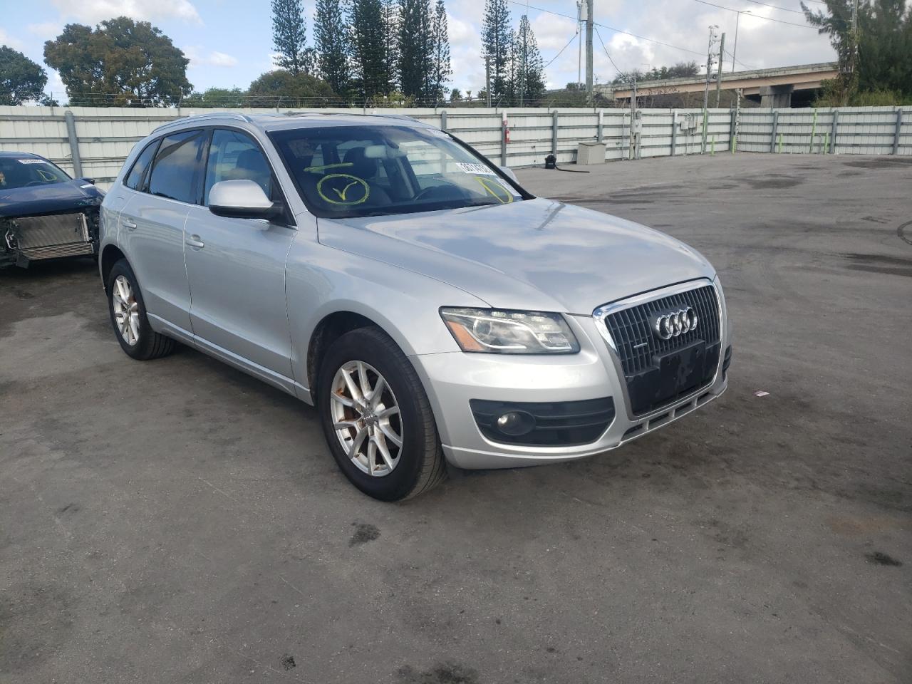 AUDI Q5 PREMIUM 2012 с VIN WA1LFAFPXCA015118 - Фото с аукциона